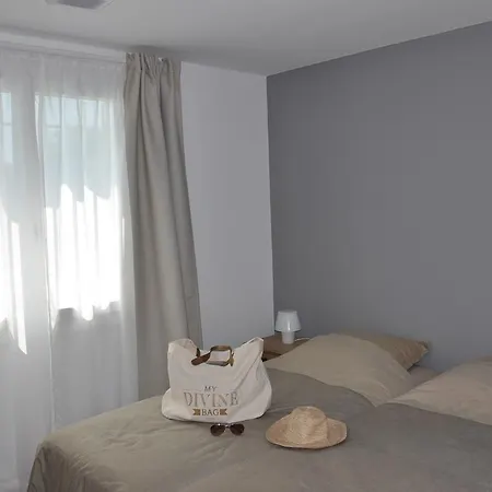 In -villa Jacuzzi Villa Arles